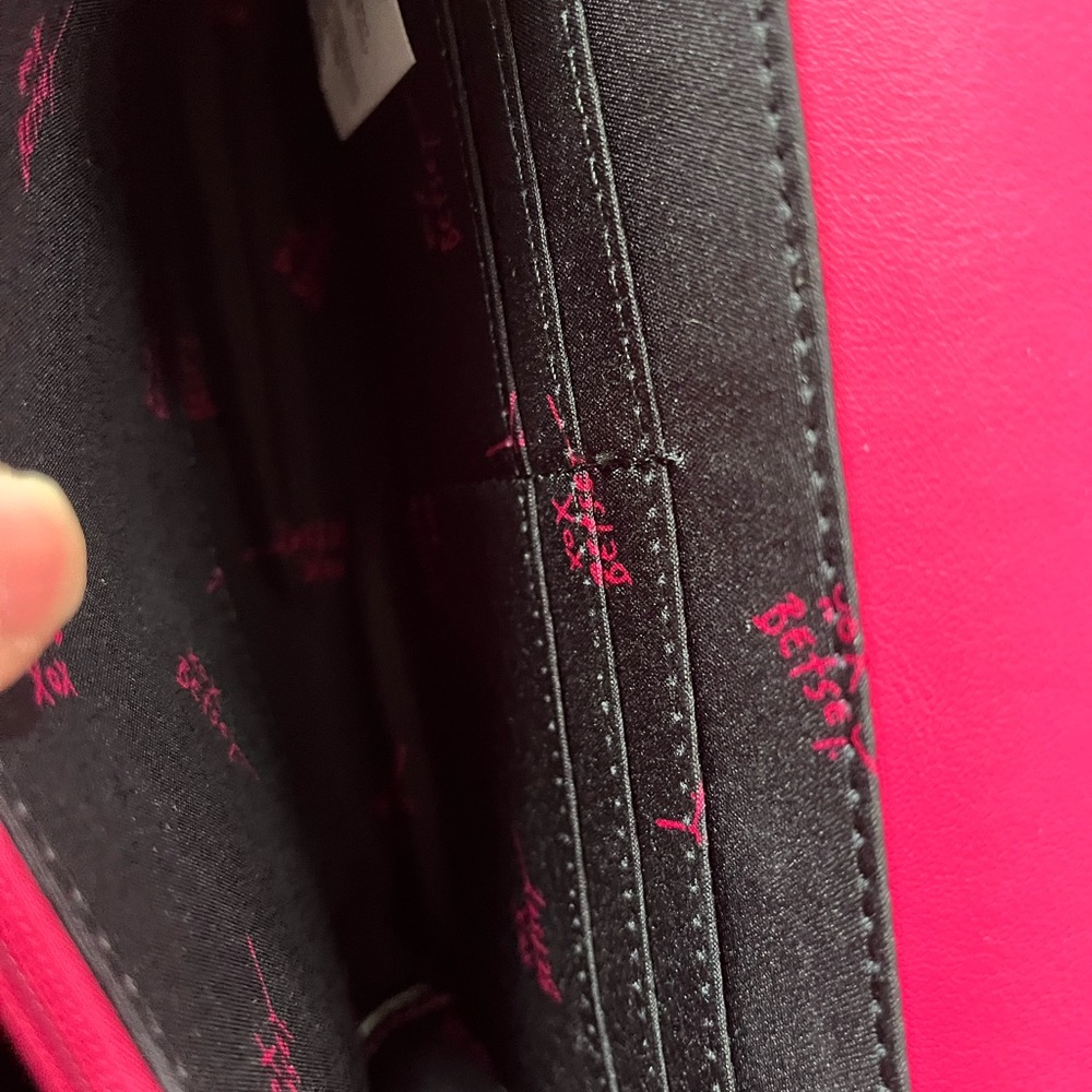 Betsy Johnson pink skull bag so cute new with tags - Picture 4 of 10